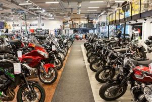 Vendas de veículos recuam 1,6% em outubro